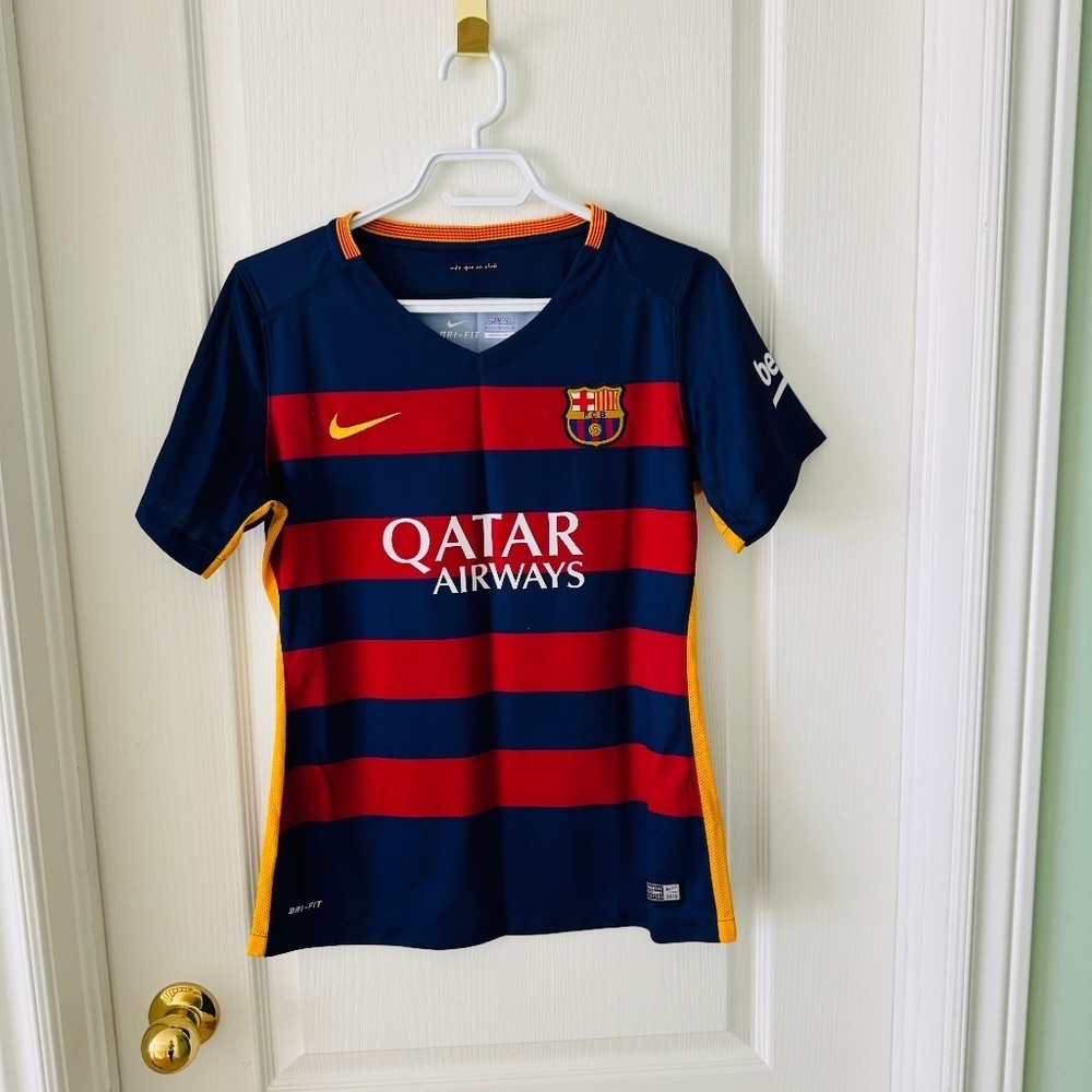 Nike - Official FC Barcelona Soccer Jersey, Women's Size M, Dri-Fit, Like New